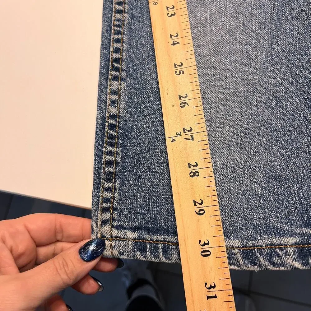 Levi's 550 High Rise Tapered Leg Relaxed Fit Jeans Size 10